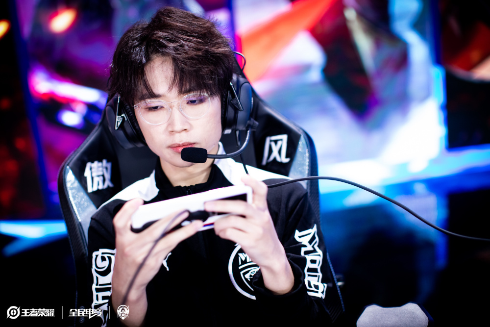 通过云端资 通过云端资