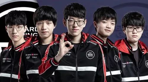 俱乐部应建 俱乐部应建